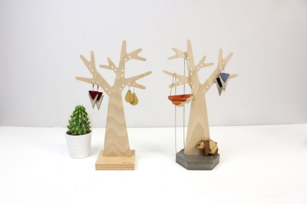 L'Arbre à Boucles d'Oreilles socle carré - Reine Mère – Image 4