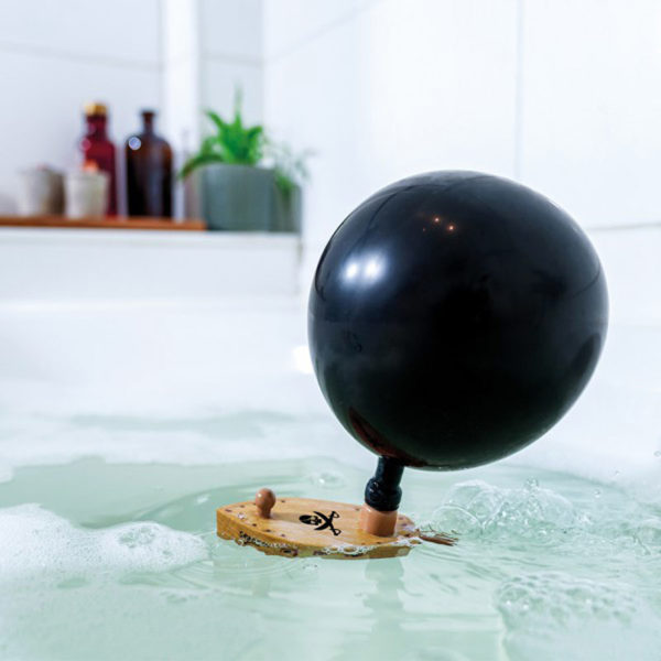 Bateau à propulsion Le Pirate - jouet pour le bain – Image 4