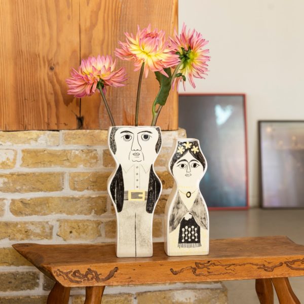 Set de 2 vases Diego et Frida noir et blanc - Kitsch Kitchen – Image 2