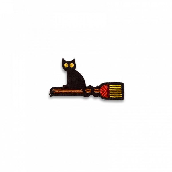 Broche Sorcière chat noir sur un balais - Macon et Lesquoy