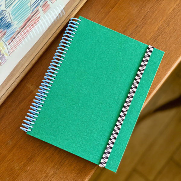 Carnet A5 Le Toilé uni sapin- Papier Tigre – Image 10