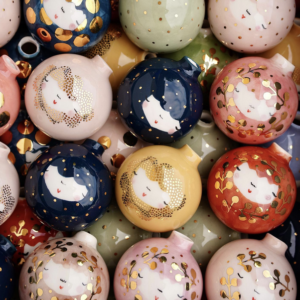 Boule de Noël peinte à la main - Marina Marinski