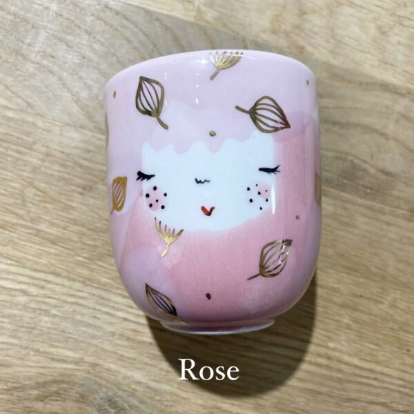 Tasse visage peinte à la main - Marina Marinski – Image 4