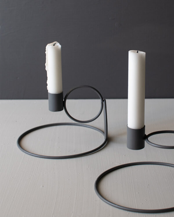Bougeoir design en métal gris - Storefactory – Image 2