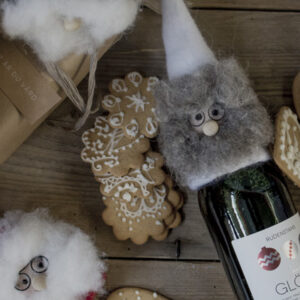 Lutin Père Noël Äke - StoreFactory (2 couleurs)