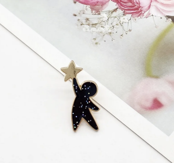 Pin's Attrape les étoiles – Image 2