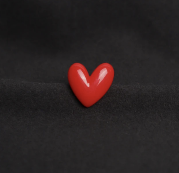 Pin's Coeur rouge