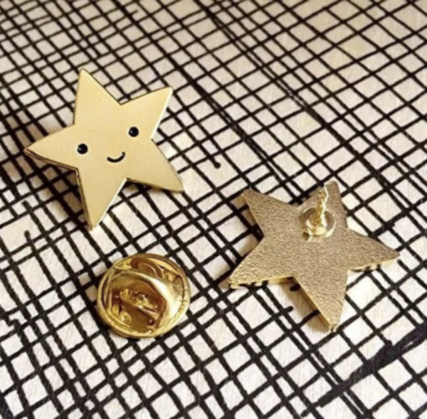 Pin's Etoile dorée – Image 2