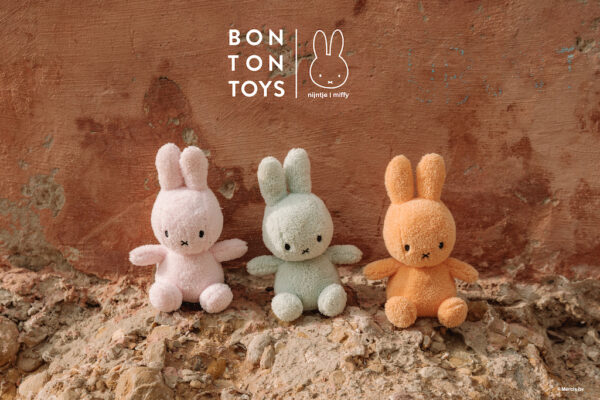 Peluche Miffy Terry vert pastel – Image 2