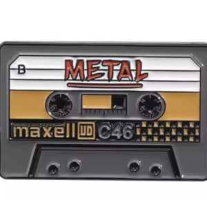 Pin's Cassette vintage Métal