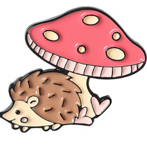 Pin's hérisson champignon